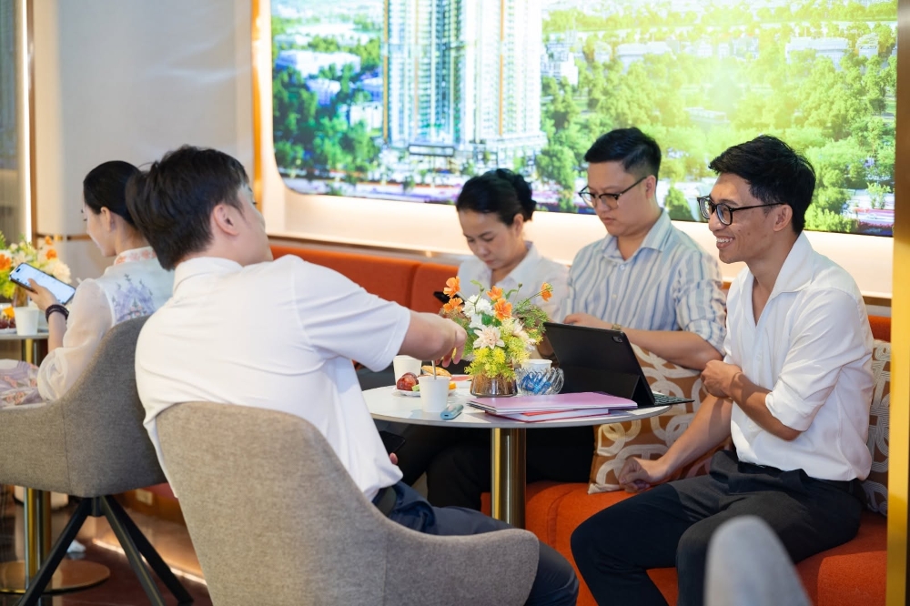 Sự kiện Coffee Talk tại dự án Ambience mang đến nhiều hơn một buổi gặp gỡ cuối tuần Sự kiện Coffee Talk tại dự án Ambience mang đến nhiều hơn một buổi gặp gỡ cuối tuần